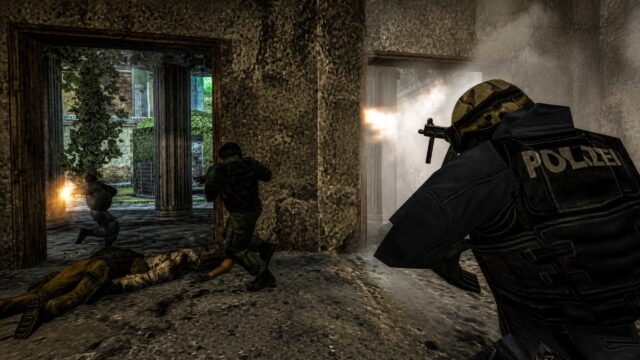 Counter-Strike 1.6: боец GSG-9 у дверного проёма