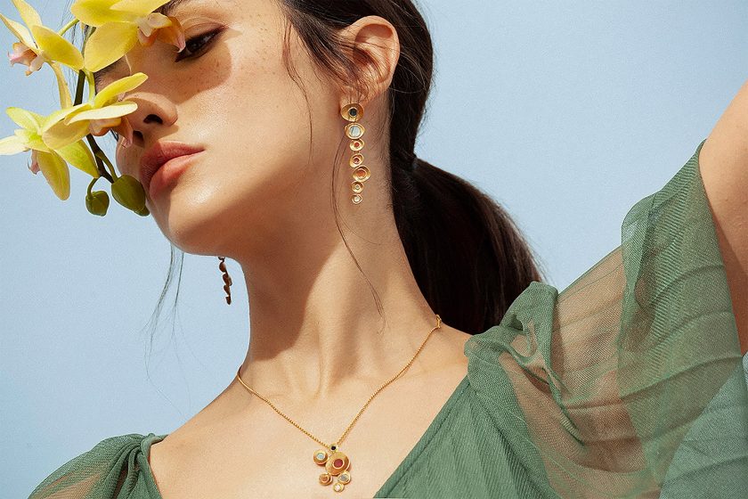 Правила выбора идеальных золотых серег от Укрзолото