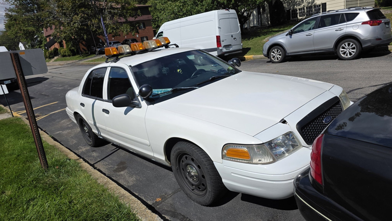 Vapid Police Cruiser из GTA IV — фото 11