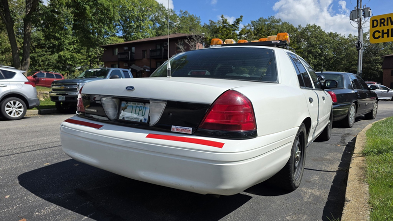 Vapid Police Cruiser из GTA IV — фото 12