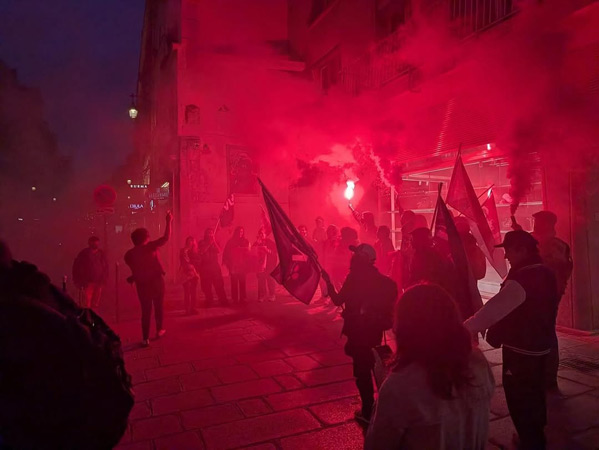 Пикет у офиса Take-Two в Париже